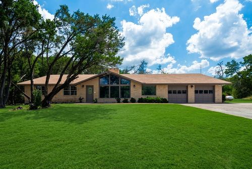 121 Merrywood Ln, San Marcos, TX, 78666-8911 | Card Image
