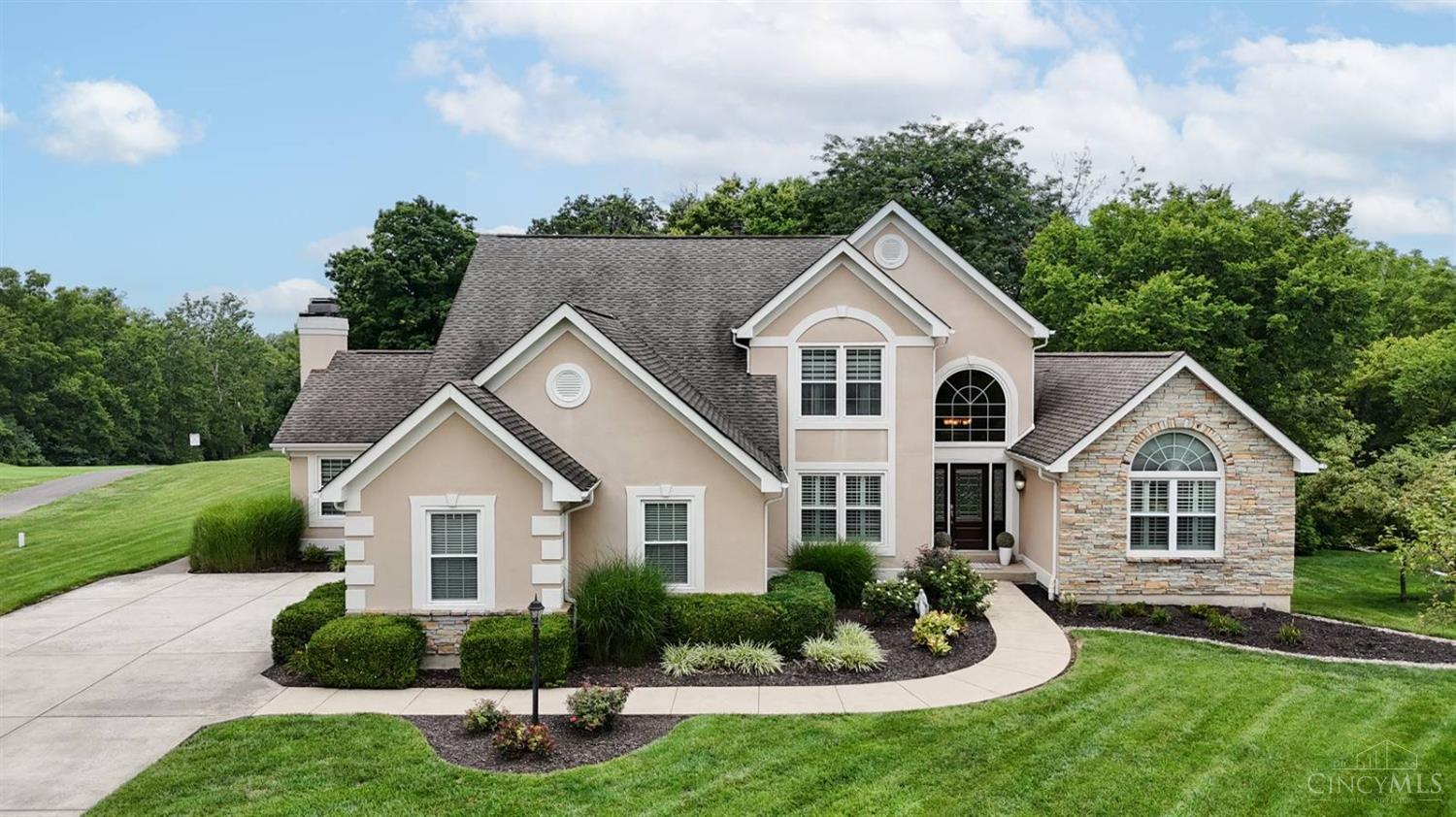 Woodglen Dr, West Chester, OH 45069