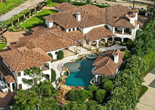 701 W Friar Tuck Ln, Houston, TX, 77024-3604 | Card Image