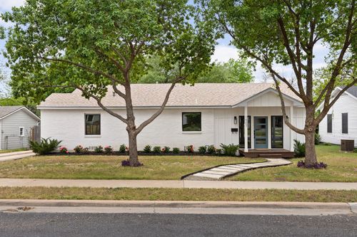 1507 Karen Ave, Austin, TX, 78757-2915 | Card Image
