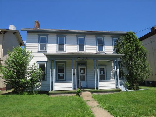 729 10th Ave, New Brighton, PA, 15066-1526 | Card Image
