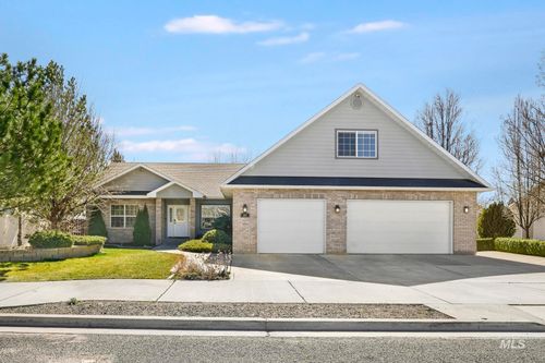 381 Federation Rd, Twin Falls, ID, 83301-5180 | Card Image