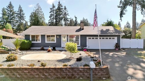 4273 Pioneer Pl Se, Port Orchard, WA, 98366-1530 | Card Image