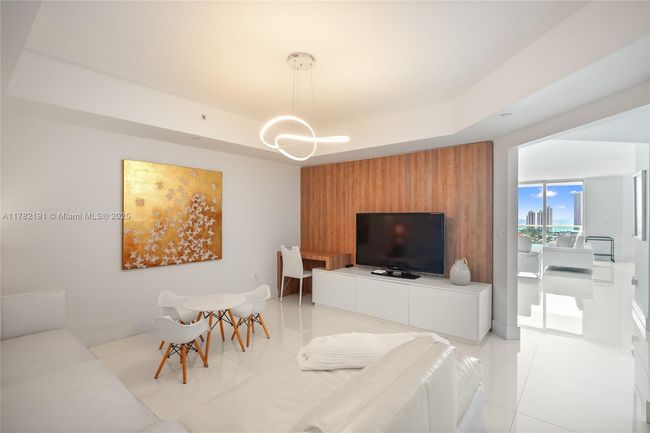UNIT-2807 - 3301 Ne 183 Rd St, Condo with 3 bedrooms, 4 bathrooms and null parking in Aventura FL | Image 18