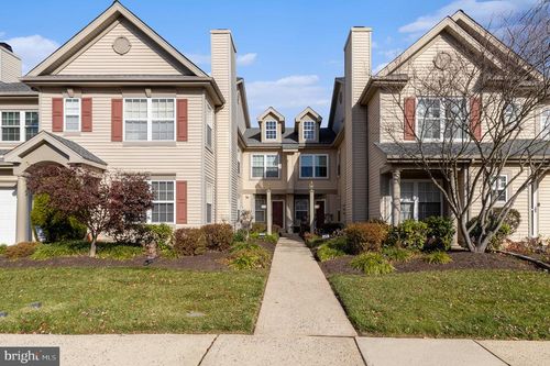 w-1004 Julian Dr W, WARWICK, PA, 18974-3886 | Card Image