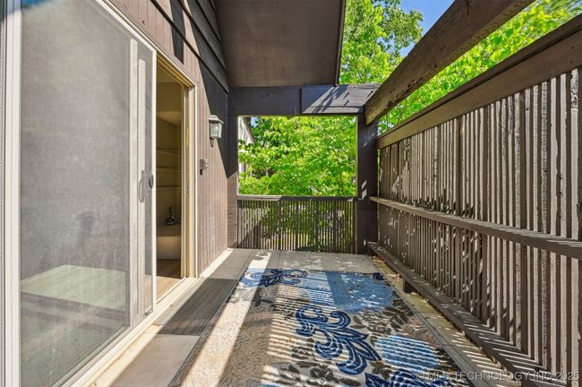 Large Deck off the Family Room | Image 9