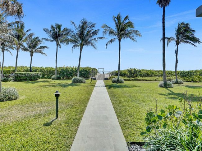 PH2 - 1610 N Ocean Blvd, Condo with 2 bedrooms, 2 bathrooms and null parking in Pompano Beach FL | Image 33