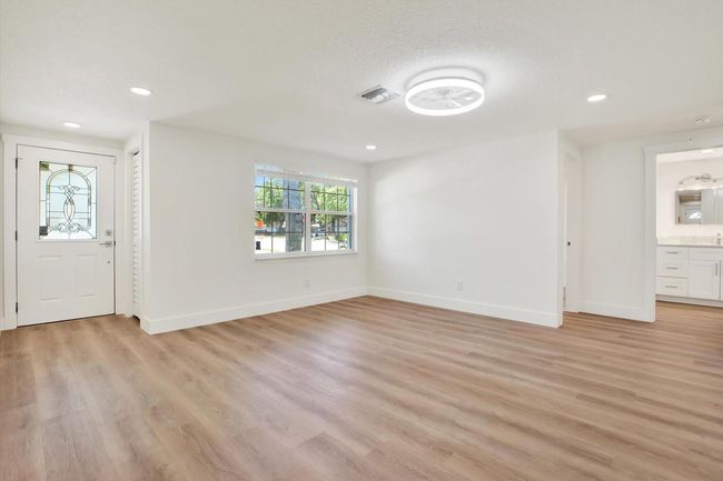 7097 Aberfeldy Ave N, House other with 3 bedrooms, 2 bathrooms and null parking in St Petersburg FL | Image 5