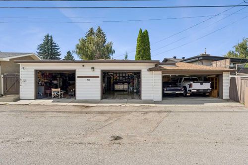 708 Lake Bonavista Dr Se, Calgary, AB, T2J0N1 | Card Image