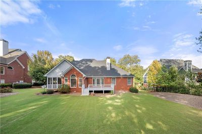 4510 Knightsbridge Road, House other with 4 bedrooms, 3 bathrooms and null parking in Flowery Branch GA | Image 2