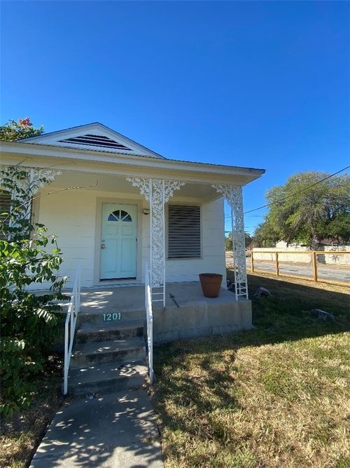 1201 York Ave, Corpus Christi, TX, 78404-3701 | Card Image