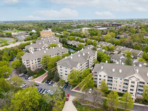 307-1715 Pavilion Way, Park Ridge, IL, 60068-1194 | Card Image