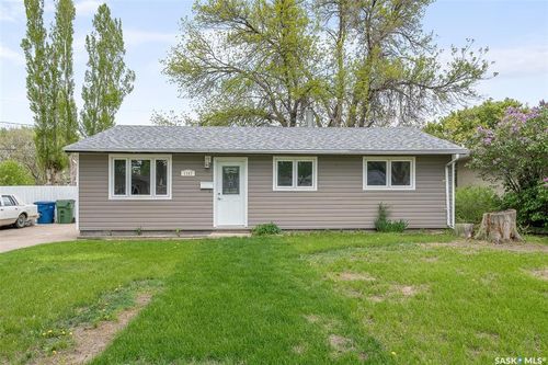 1147 Duffield Cres, Moose Jaw, SK, S6H5M5 | Card Image