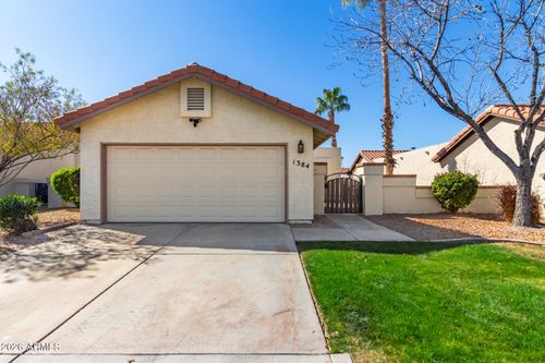 1384 N Carriage Ln, Chandler, AZ, 85224-8508 | Card Image