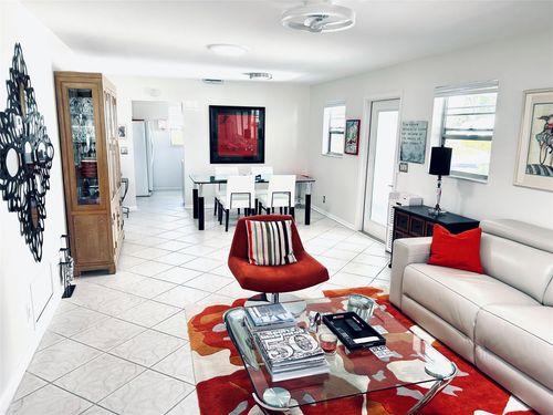850-850 Meadowlark Ln, Delray Beach, FL, 33445-1856 | Card Image