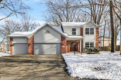11249 Tall Trees Dr, Fishers, IN, 46038-4651 | Card Image