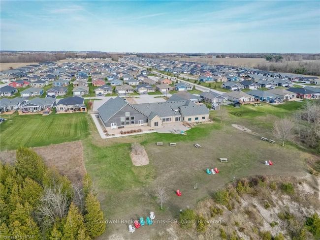 43 Huron Heights Dr, House other with 2 bedrooms, 2 bathrooms and 2 parking in Goderich ON | Image 43