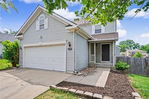 2032 S 47th Ter, Kansas City, KS, 66106-2473 | Card Image