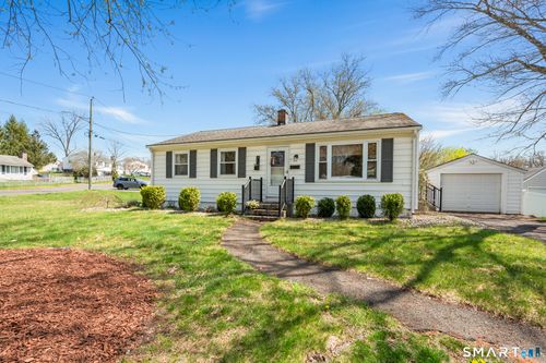 91 Pinecrest Dr, Southington, CT, 06489-3944 | Card Image