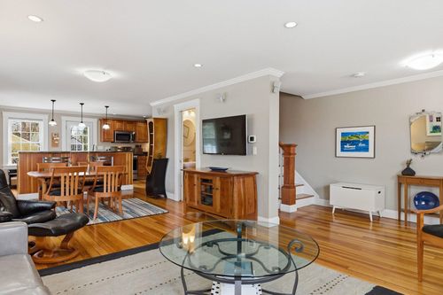 1-962 Islington St, Portsmouth, NH, 03801-4222 | Card Image