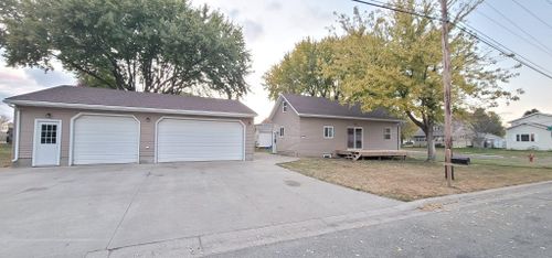 543 1st St Ne, Blooming Prairie, MN, 55917-1216 | Card Image