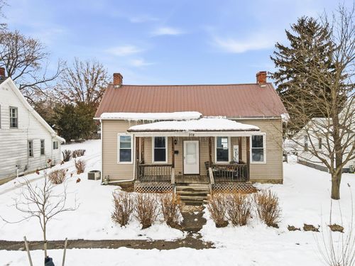 378 E Franklin St, Circleville, OH, 43113-1833 | Card Image