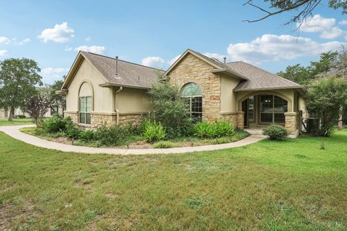 126 Spanish Trl, Bastrop, TX, 78602-3584 | Card Image