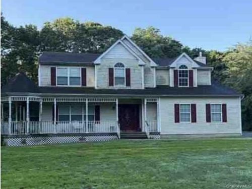 14 Cedar Grove Ter, Middle Island, NY, 11953-1700 | Card Image
