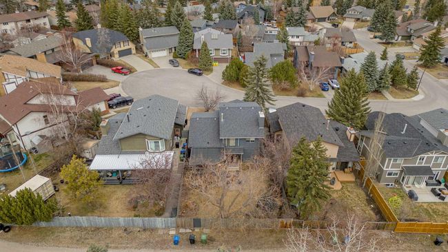 43 Coachwood Place Sw, House other with 4 bedrooms, 4 bathrooms and 4 parking in Calgary AB | Image 42