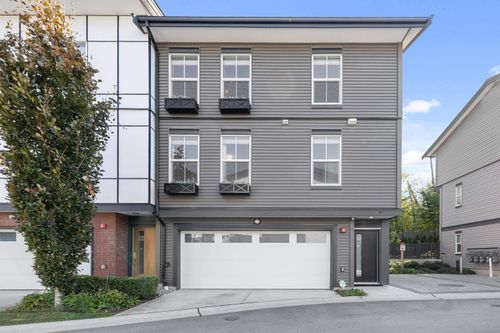 43-8161 201 St, Langley, BC, V2Y4J1 | Card Image