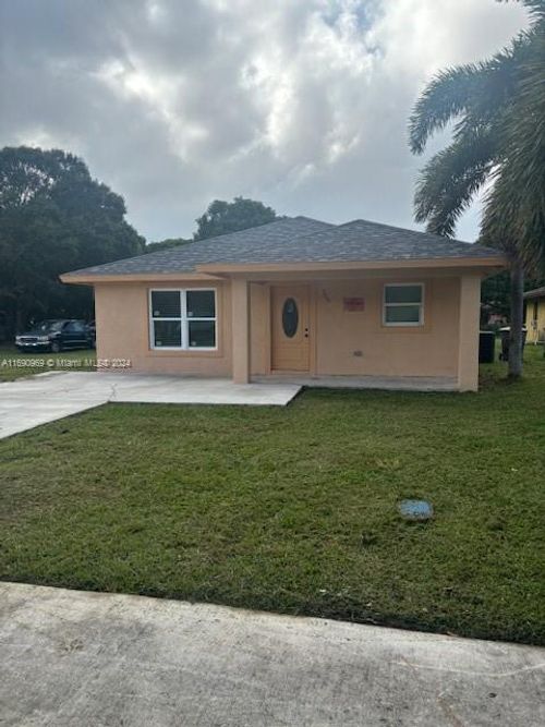 509 N 22nd St, Fort Pierce, FL, 34950-2721 | Card Image