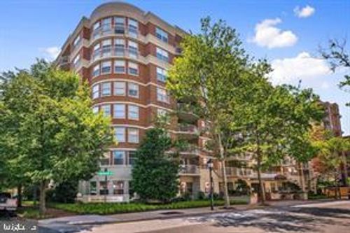 206-1200 Braddock Pl, ALEXANDRIA, VA, 22314-1664 | Card Image