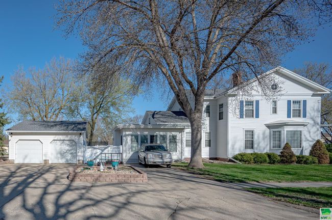 212 E Washington St, House other with 5 bedrooms, 2 bathrooms and null parking in Elk Point SD | Image 29