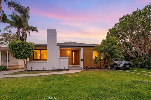 2563 S Bentley Ave, Los Angeles, CA, 90064-3101 | Card Image