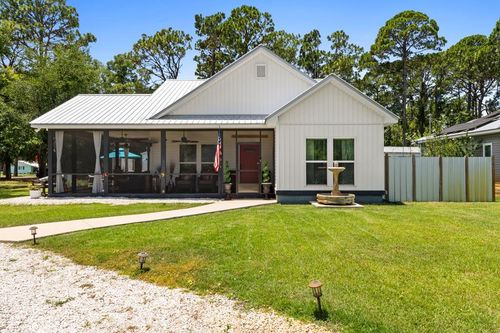 242 15th St, Apalachicola, FL, 32320-1340 | Card Image