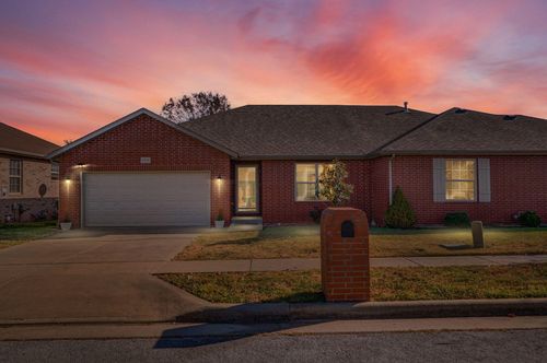 4236 S Shady Lake Ave, Springfield, MO, 65810-7507 | Card Image