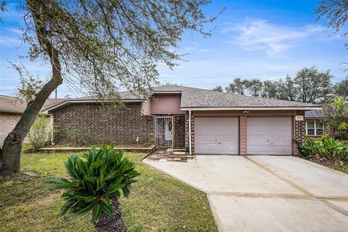 7226 Ridgeberry Dr, Houston, TX, 77095-1335 | Card Image