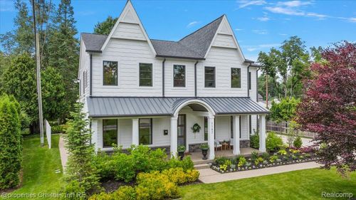 1142 Golf View Blvd, Birmingham, MI, 48009-1817 | Card Image