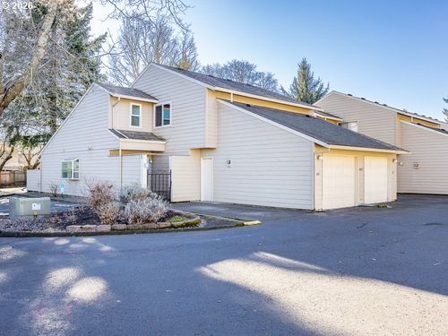 69-4417 Ne Plains Way, Vancouver, WA, 98662-6636 | Card Image