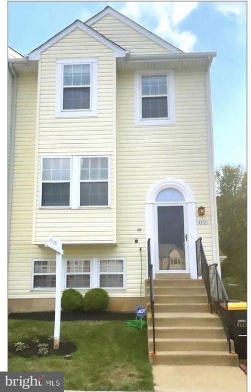 8-4131 Apple Orchard Ct, SUITLAND, MD, 20746-3068 | Card Image