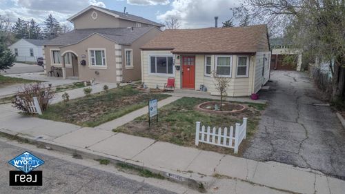 1308 S Melrose St, Casper, WY, 82601-3933 | Card Image