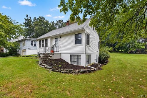 325 Washington Blvd, Fayetteville, NY, 13066-1115 | Card Image