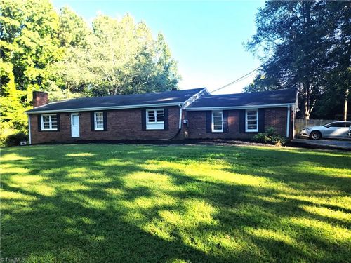 1920 Gough Stewart Rd, Yadkinville, NC, 27055-8643 | Card Image