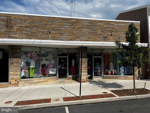 224 S Loudoun St, Winchester, VA, 22601-4636 | Card Image