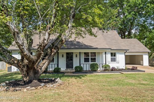 7188 Larkfield Cv, Olive Branch, MS, 38654-1335 | Card Image
