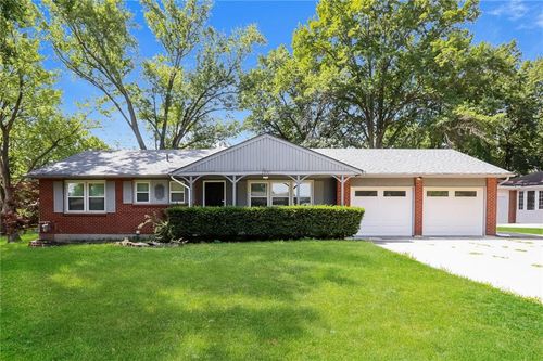 2301 Nw 87th St, Kansas City, MO, 64154-1304 | Card Image