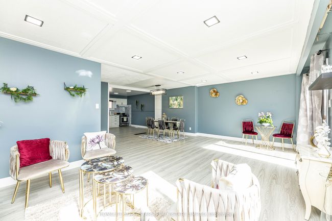 13 Thistle Down Blvd, Condo with 4 bedrooms, 3 bathrooms and 1 parking in Toronto ON | Image 15