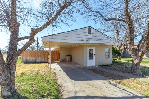 1425 12th St, Anson, TX, 79501-4105 | Card Image