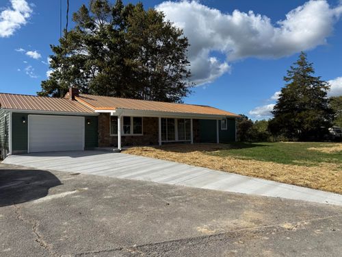 132 Bill Karr Rd, Lily, KY, 40740-2901 | Card Image