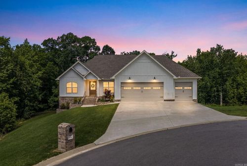 672 Feldspar Dr, Sherwood, AR, 72120-2311 | Card Image